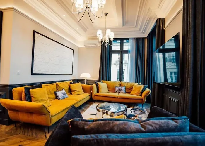 Oluxuxy49 - Appartements T3 De Prestige, Place Du Ralliement, 2Eme 3Eme Et 4Eme Etage Sans Ascenseur